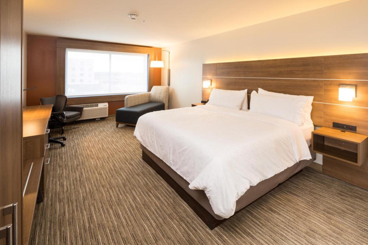 Holiday Inn Express & Suites Alpena - Downtown By Ihg מראה חיצוני תמונה