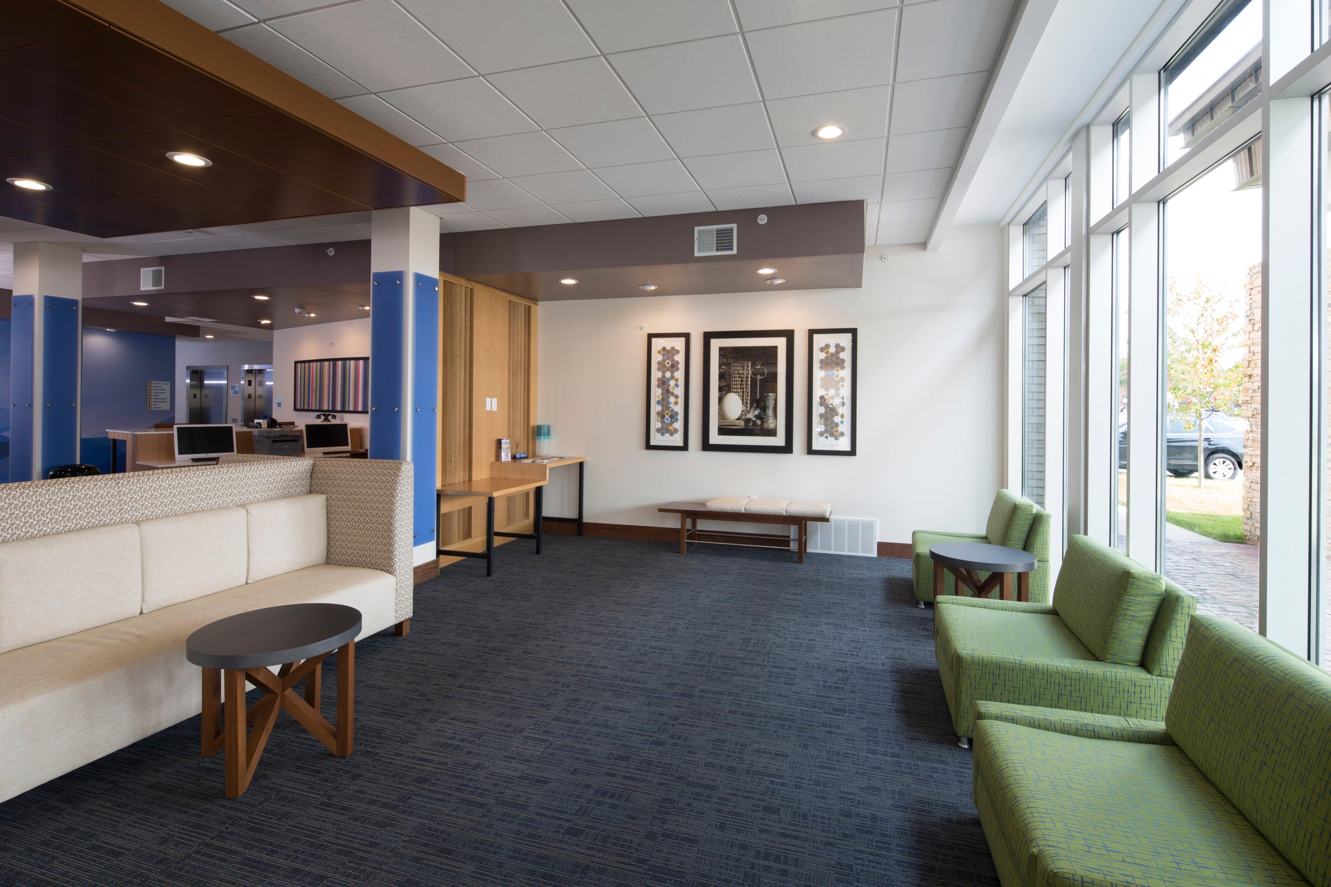 Holiday Inn Express & Suites Alpena - Downtown By Ihg מראה חיצוני תמונה