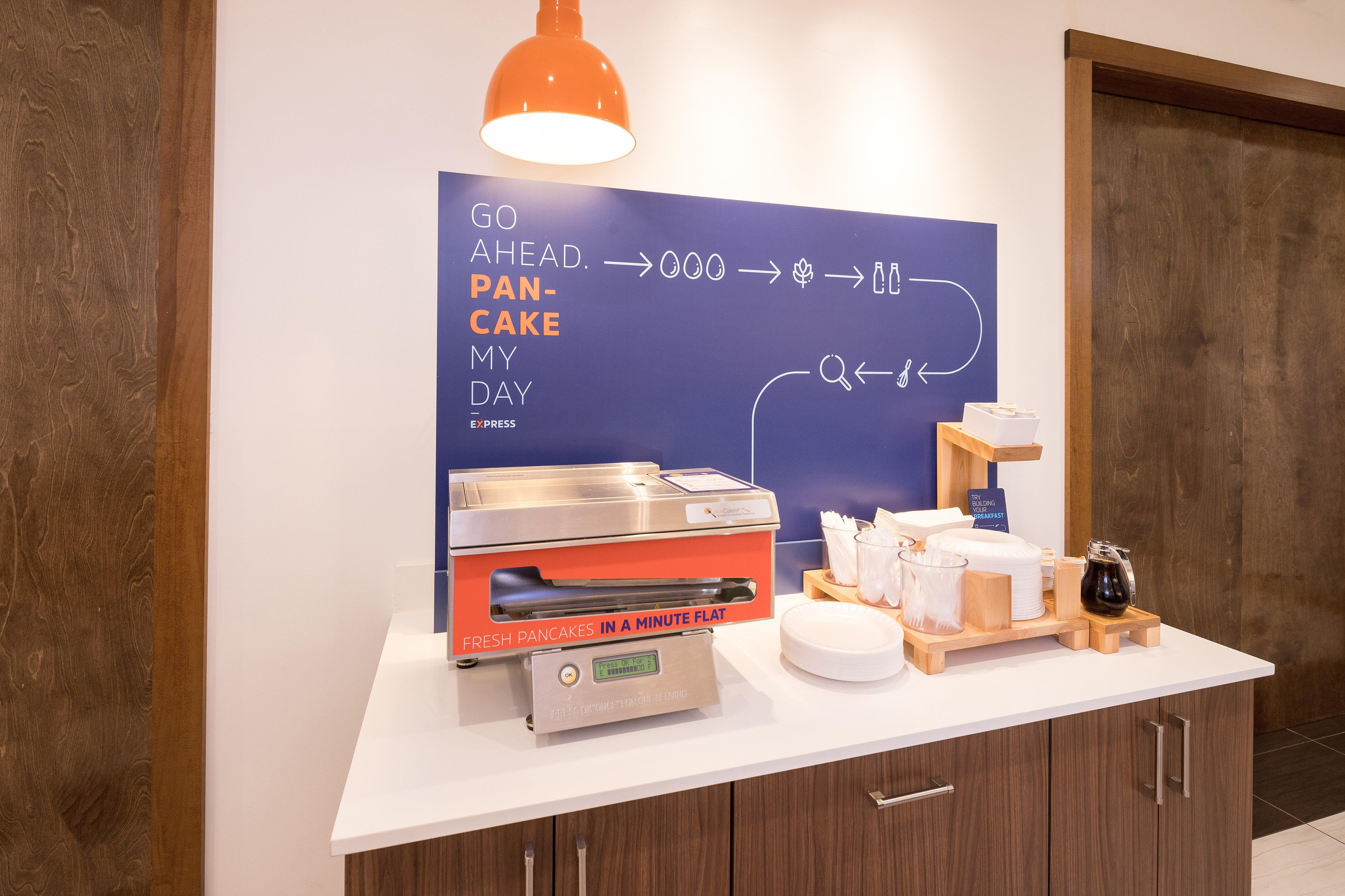Holiday Inn Express & Suites Alpena - Downtown By Ihg מראה חיצוני תמונה